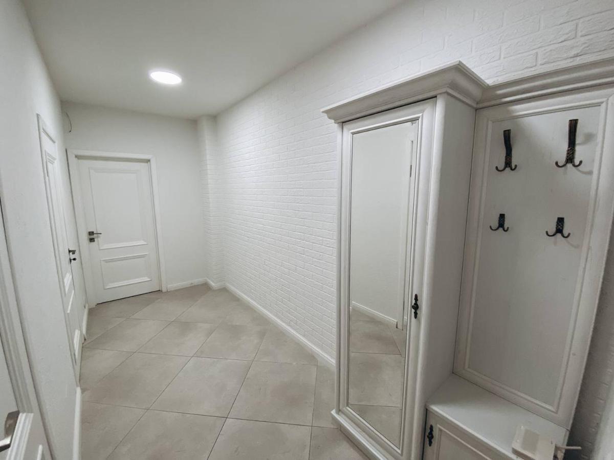 Historical Apartment Kisinyov Kültér fotó